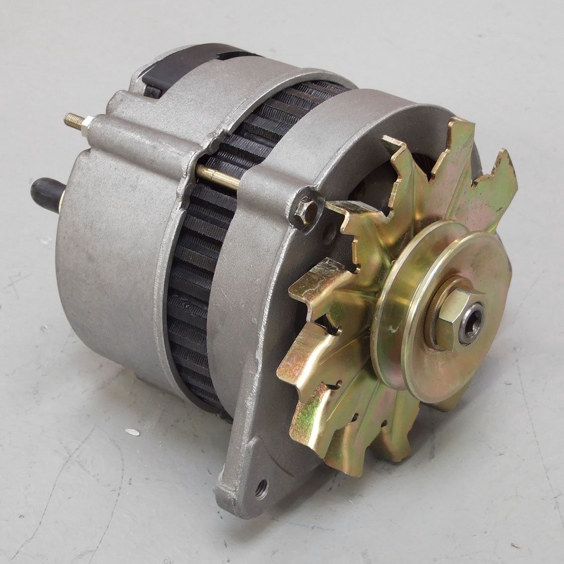 Alternator lucas 12v 65a perkins jcb, new holand