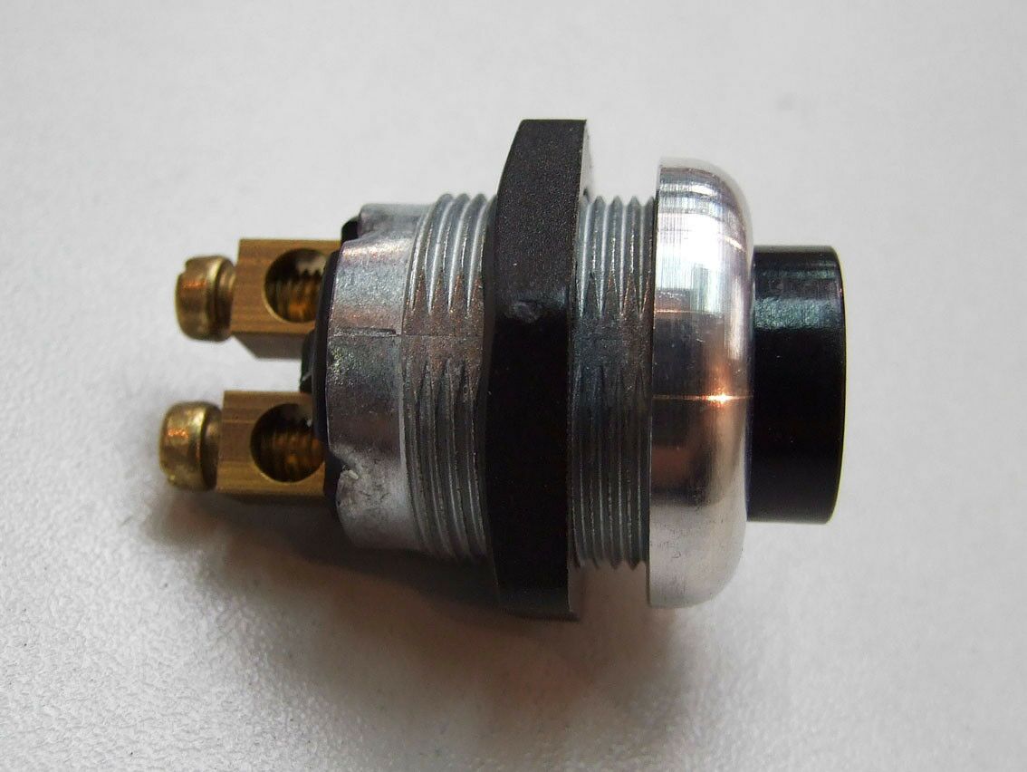 Prekidac pritisni (taster)