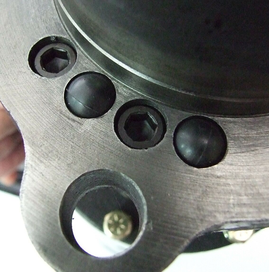 Elektropokretac 24v delco us caterpilar clark 50mt