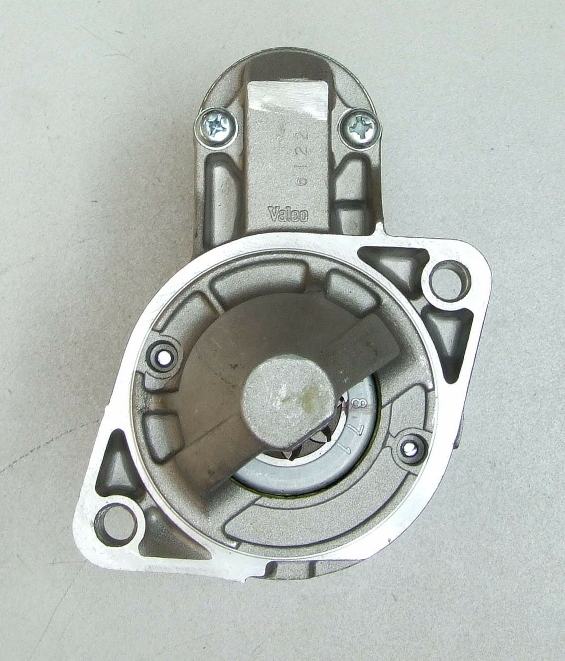 Elektropokretac mitsubishi 12v 0.9kw colt 1.3 1.5 1.6