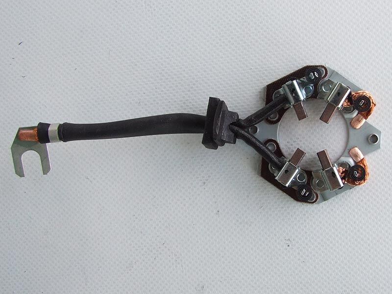 Nosac cetkica elektropokretaca hitachi opel astra g s114-829