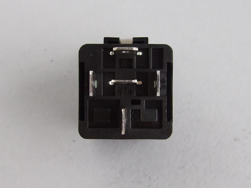 Relej 12v 40/15a 5 pin