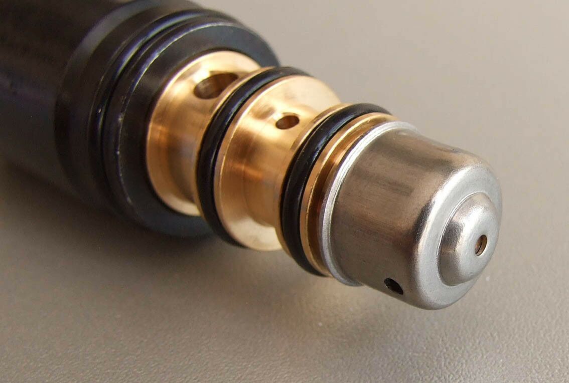 Kontrolni ventil kompresora klime denso 6seu12 / 6seu16 mercedes