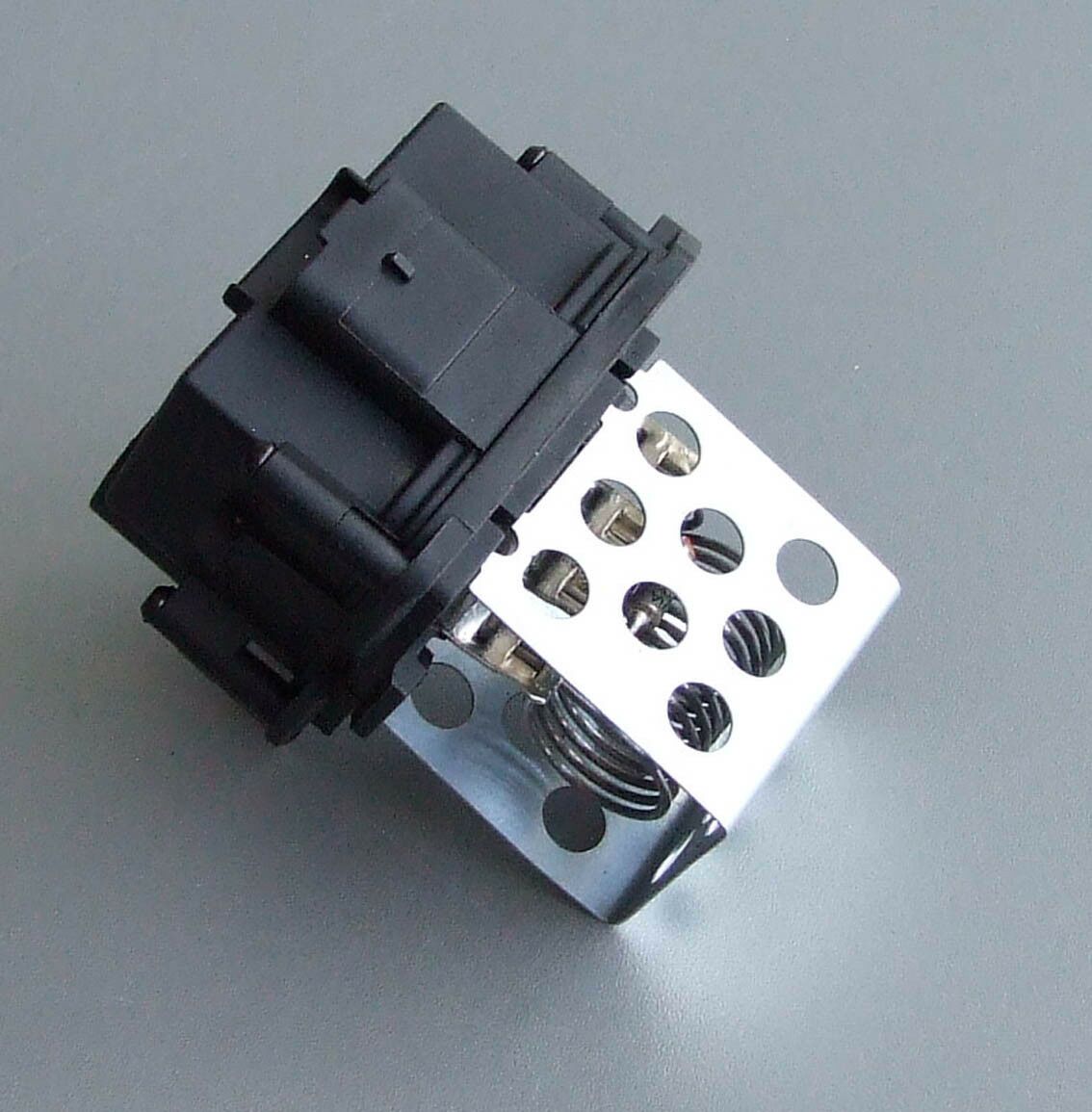 Kontrolni ventil kompresora klime dv4, dv6