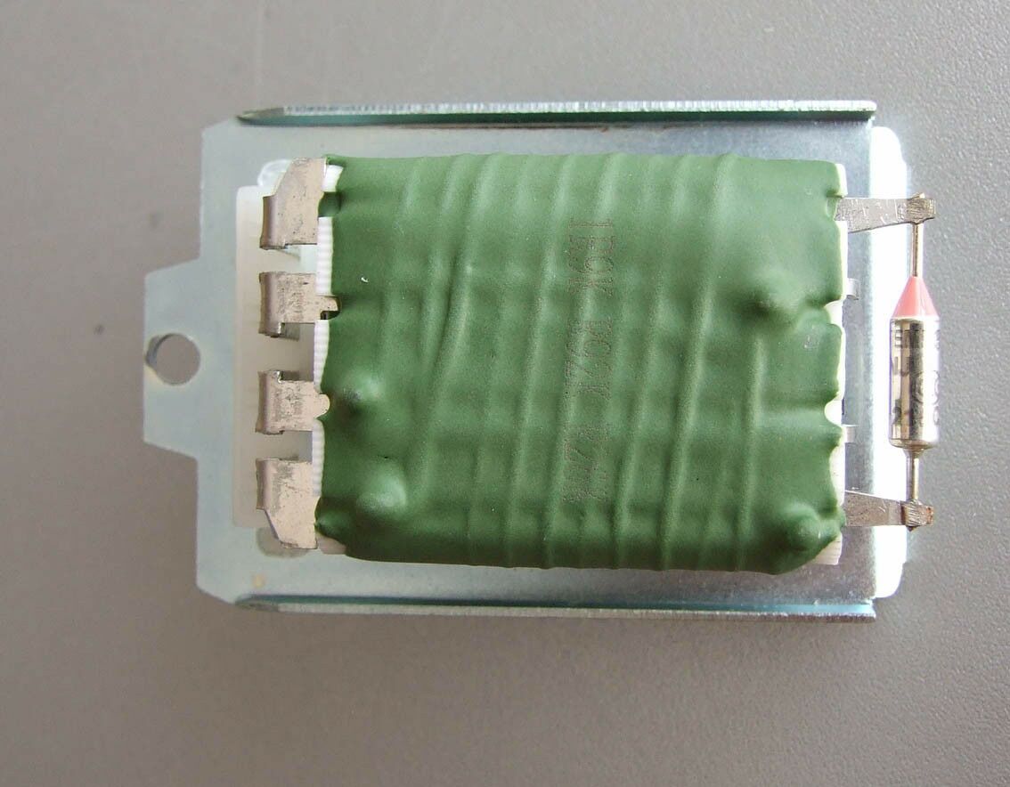 Otpornik ventilatora audi, seat, skoda 93-
