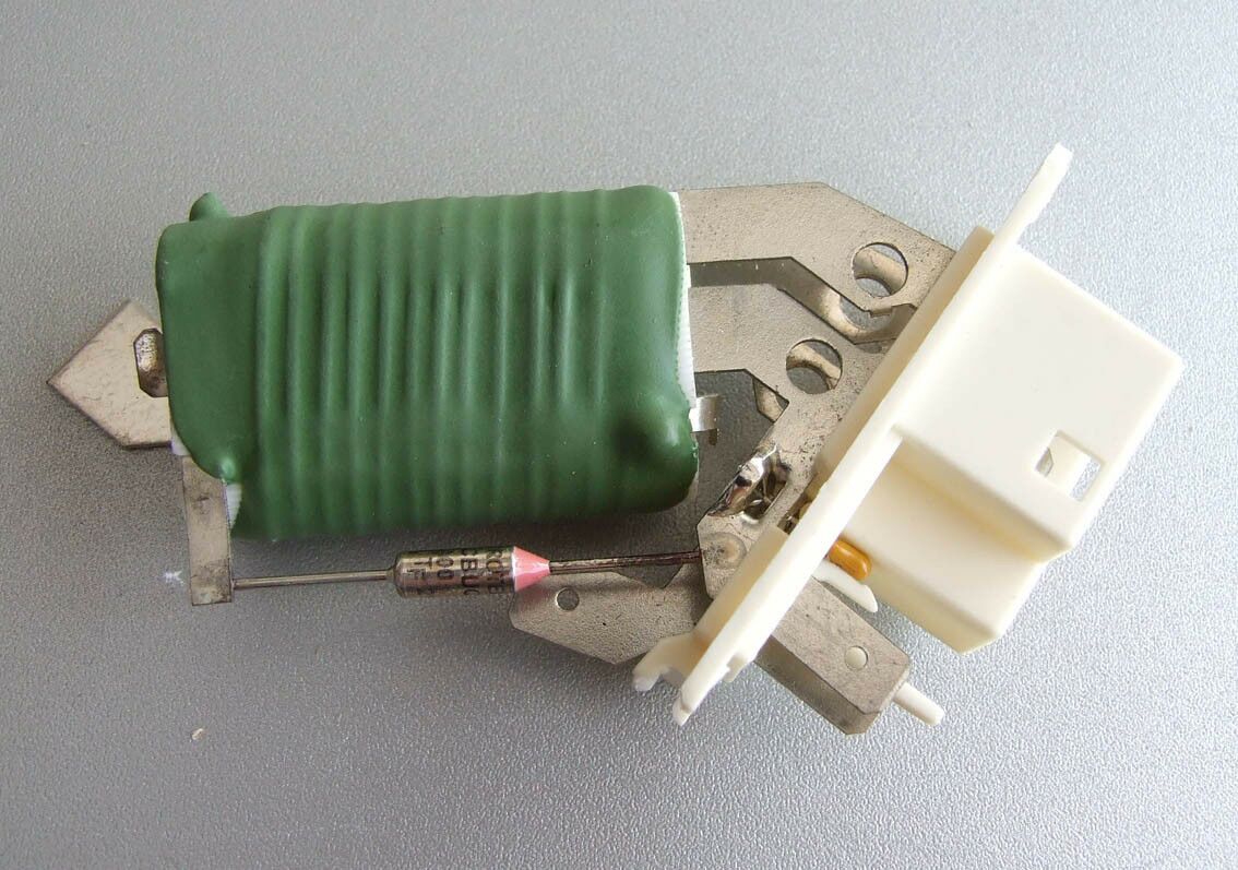 Otpornik ventilatora opel astra f