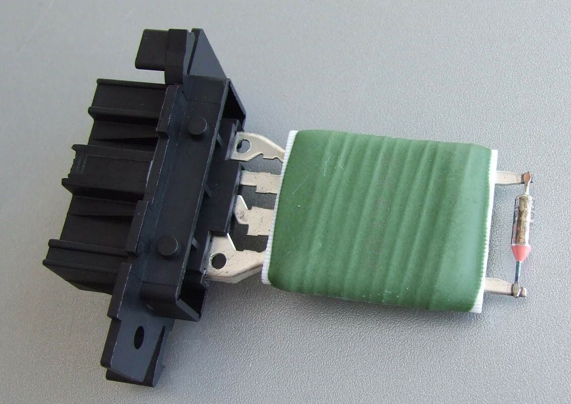 Otpornik ventilatora fiat grande punto opel adam