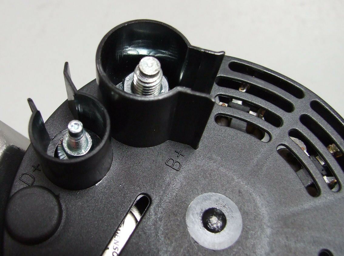 Alternator marelli 12v 70a fiat punto grande 1.2 1.4