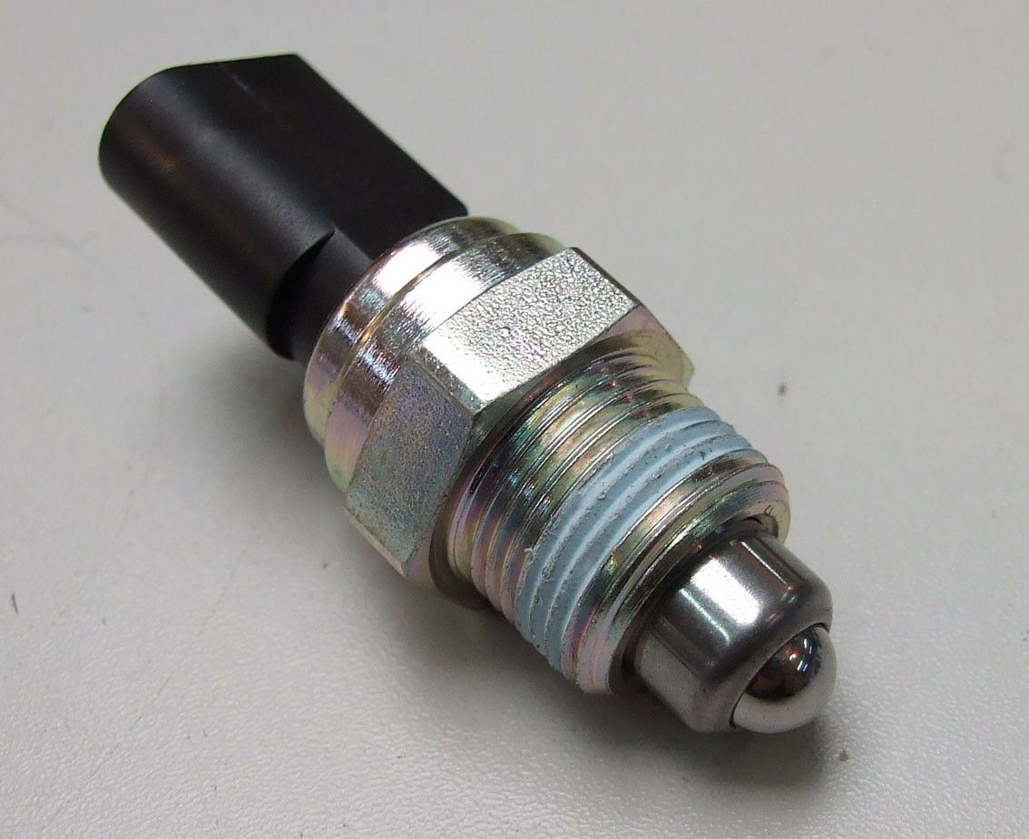 Prekidac rikverca audi a3 1,6,1.8t