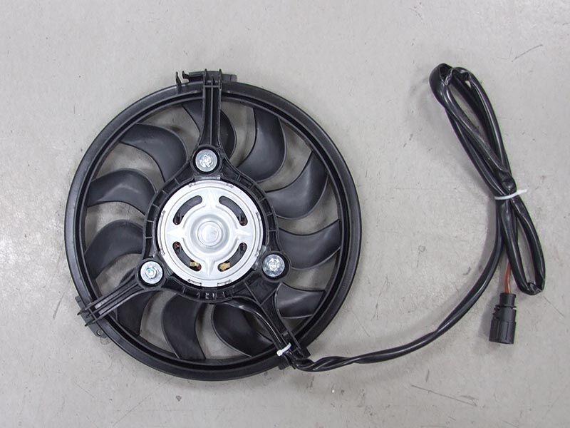 Ventilator hladnjaka audi a4, 6, 8, vw passat