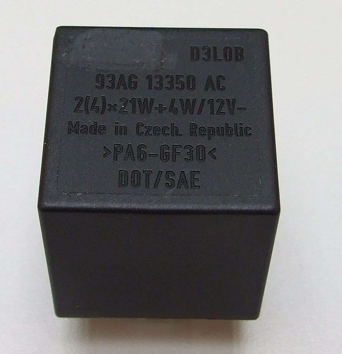 Relej zmigavaca 12v 3 pin