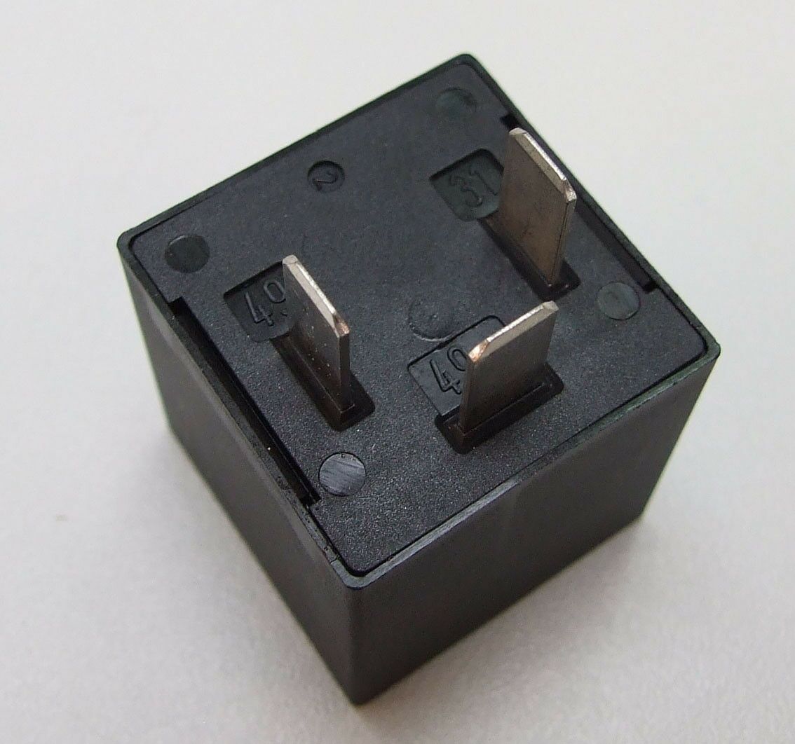 Relej zmigavaca 12v 3 pin