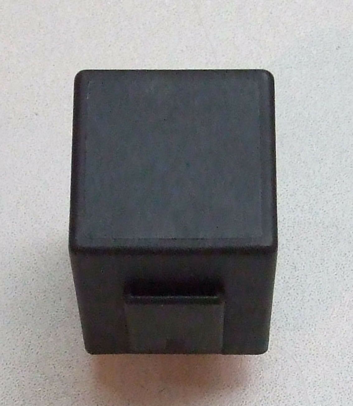 Relej pumpe goriva 12v opel