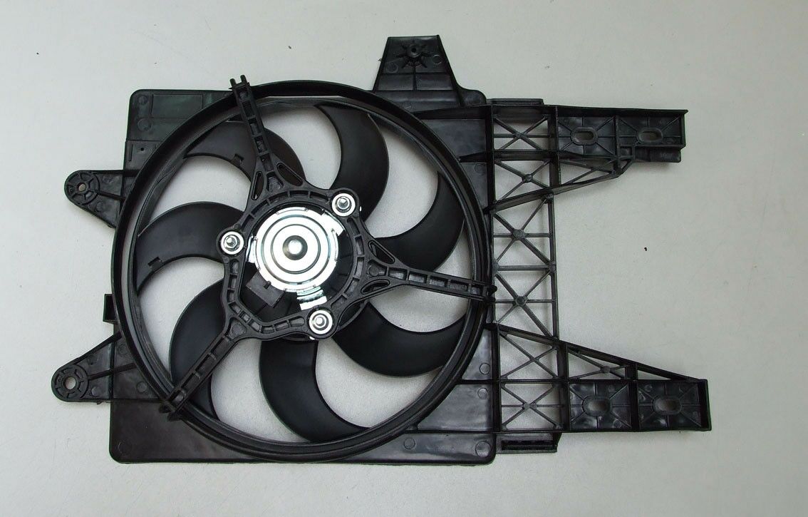 Ventilator hladnjaka motora fiat punto 1,2 benz