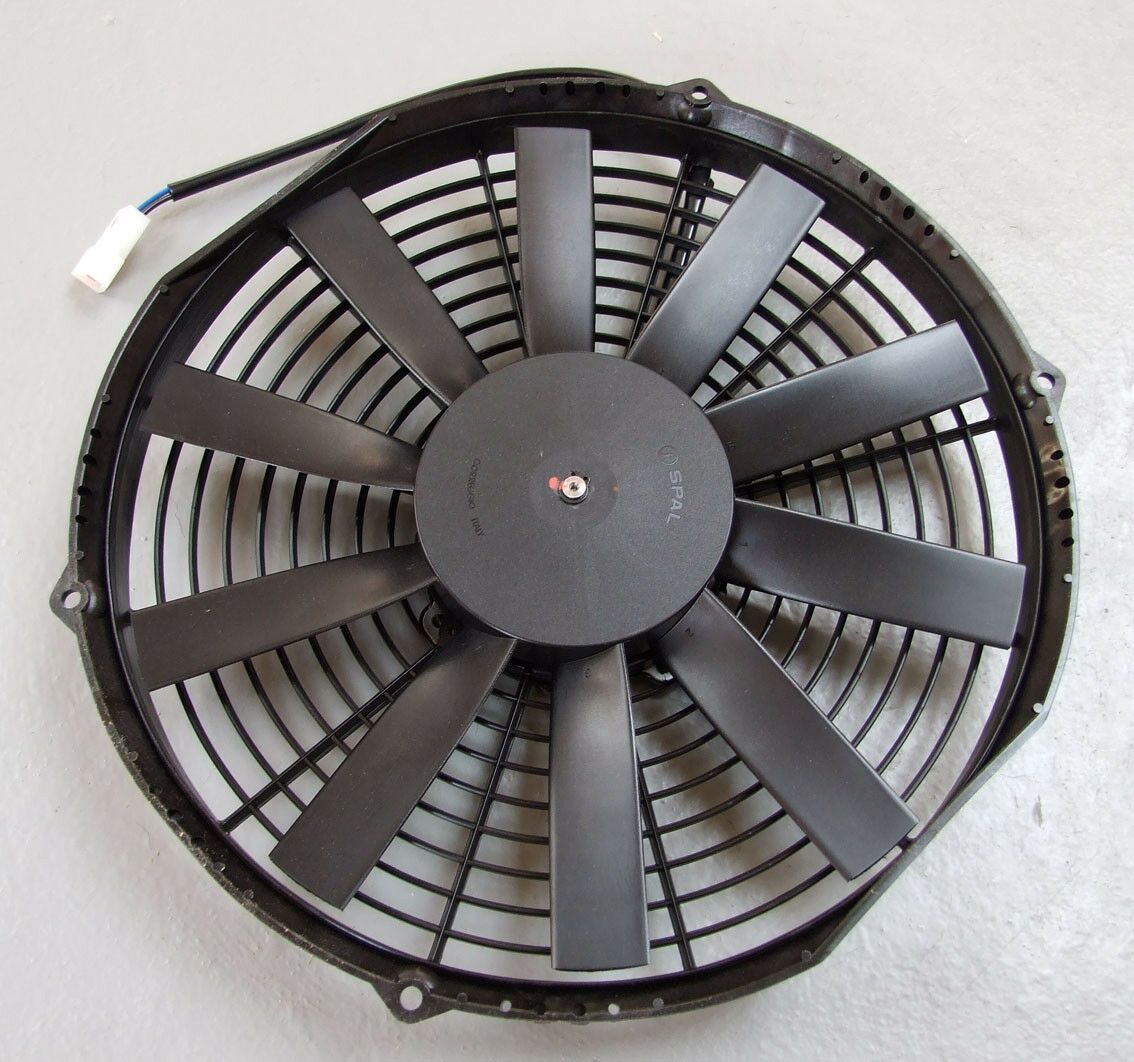 Ventilator hladnjaka univerzalni 12v 305x52 blw