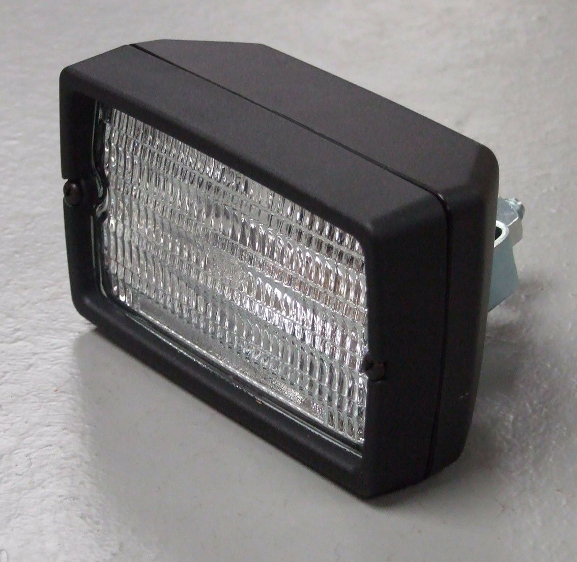 Radno svjetlo univerzalno h3