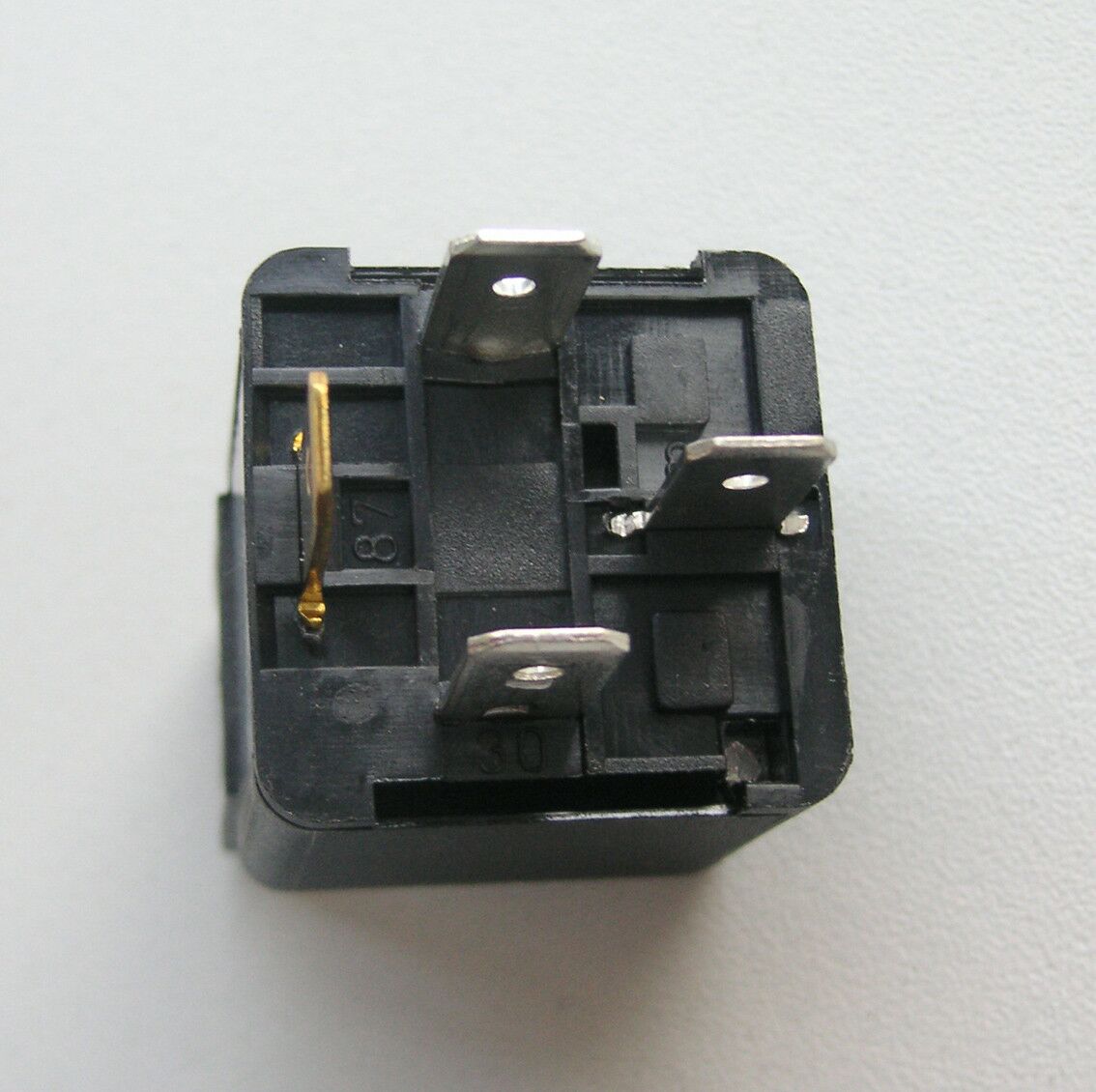 Sirena dvoglasna 12v 400/500hz