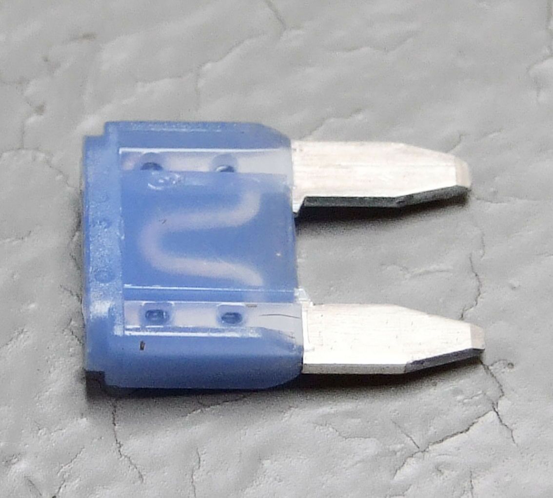 Osigurac mini 15a plavi