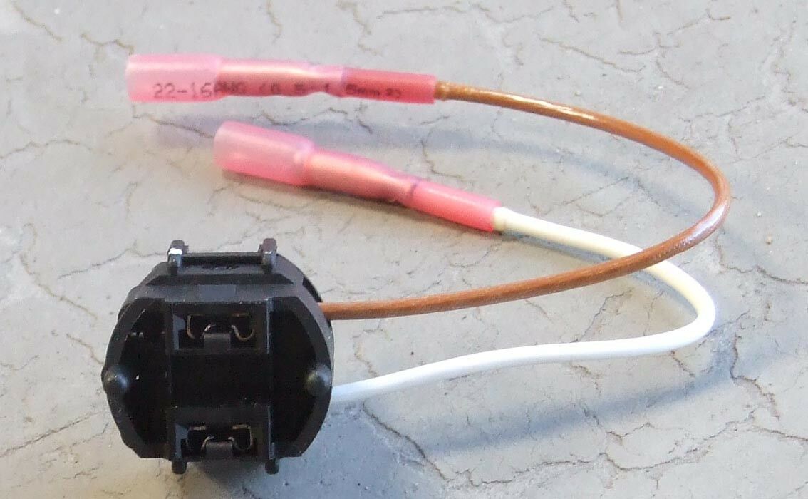 Plasticna uticnica zarulja h7