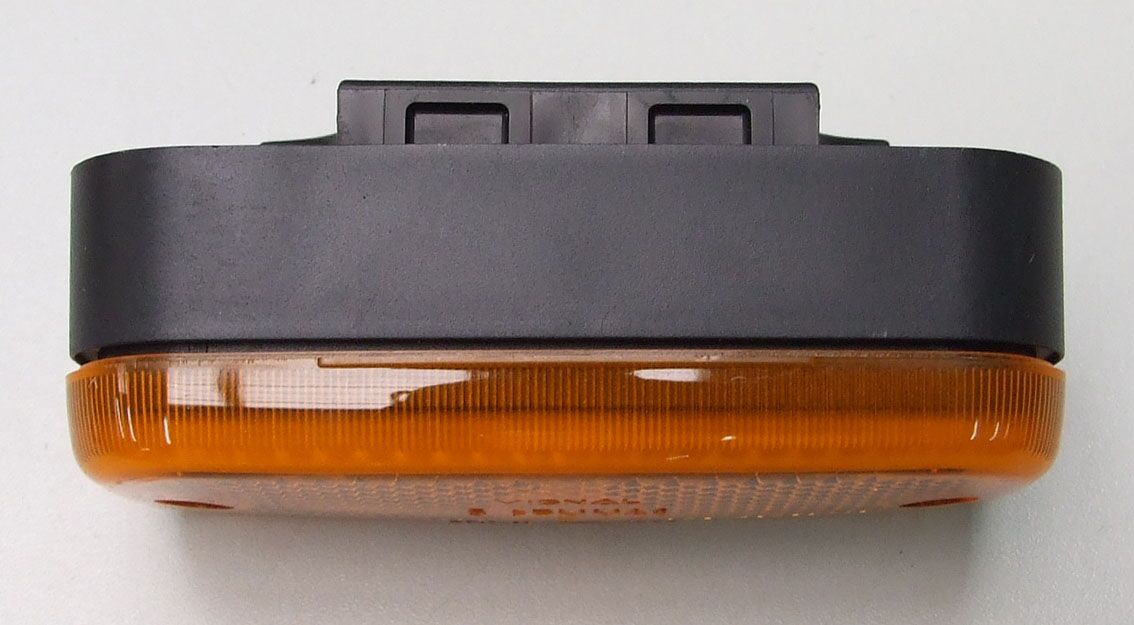 Svjetlo 110x55 zuta s nosacem