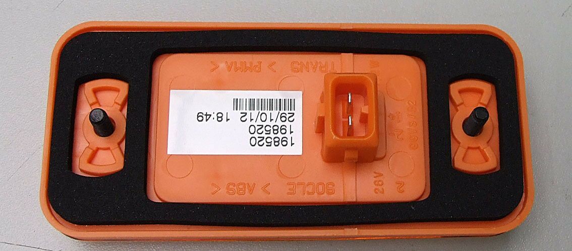 Lampa  110x50 led 2sr. zuta vo