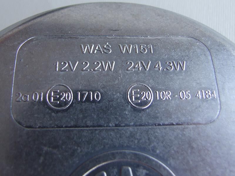 Lampa signalna 12/24v okrugla fi106 za kamionske platforme