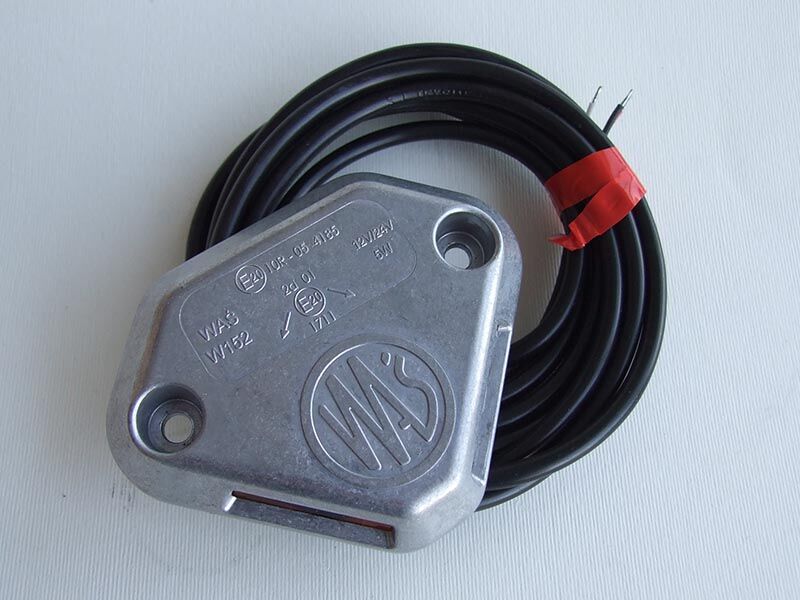 Lampa signalna 12/24v trokutasta za kamionske platforme
