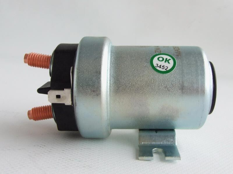 Automat univerzalni 24v 200a